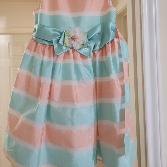 Cute Jessica Ann coral, teal, white strip dress size 5 - Picture 2 of 3